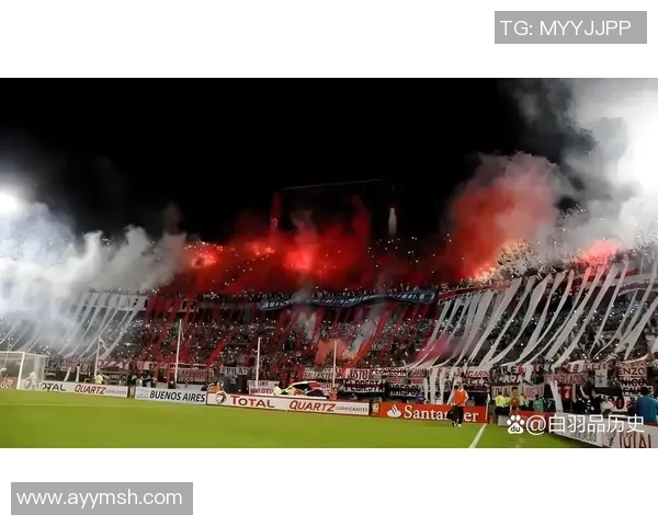 35岁足球明星意外去世引发全球哀悼球迷和同行纷纷致敬 35岁足球明星意外去世引发全球哀悼球迷和同行纷纷致敬