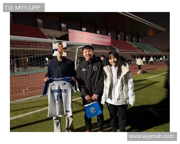 足球明星阿刁高清图片分享及其精彩瞬间回顾